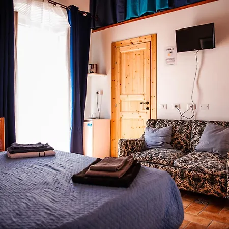 Bobo's House Bed & Breakfast