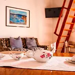 Bobo's House 3* 칼라세타