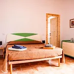 Bobo's House Oda ve Kahvaltı 3*
