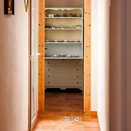 Bobo's House Calasetta